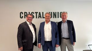 Xavier Astolfi, directeur général, Olivier de Bohan, président, et Stanislas Bouchard, directeur général adjoint, ont présenté le 10 juin 2025 les résultats de Cristal Union sur l'exercice dee 2024-2025. Xavier Astolfi, directeur général, Olivier de Bohan, président, et Stanislas Bouchard, directeur général adjoint, ont présenté le 10 juin 2025 les résultats de Cristal Union sur l'exercice dee 2024-2025.